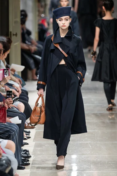 Look 56